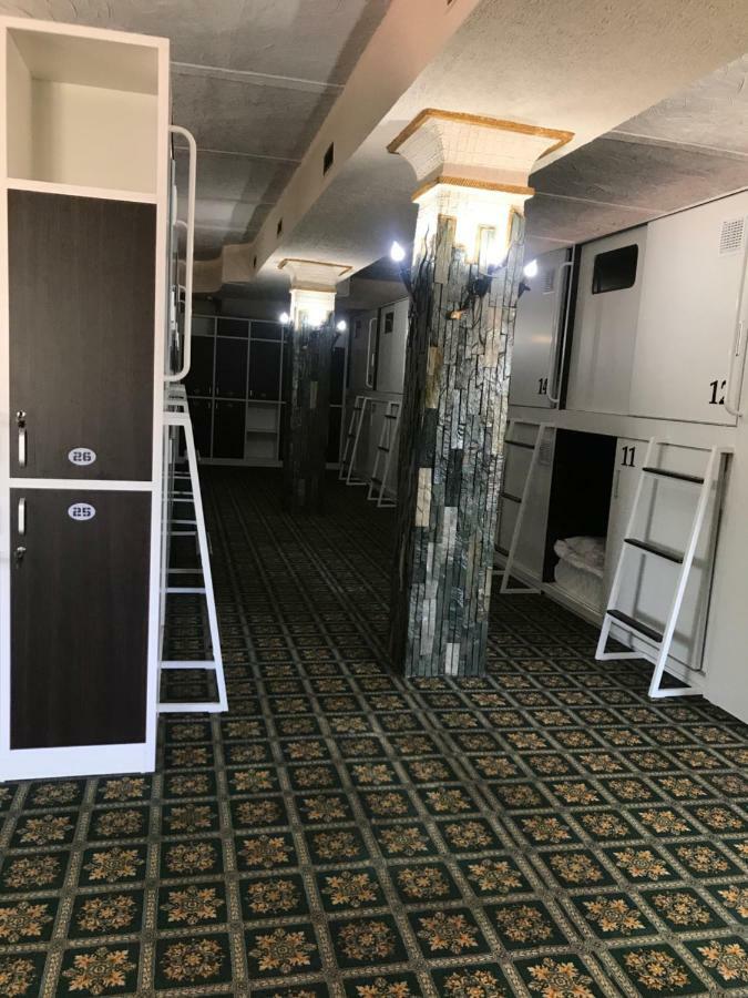 Capsule Hotel Technocave Бішкек Екстер'єр фото
